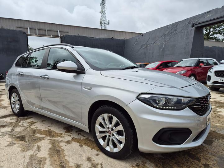 Fiat Tipo 1.4 T-Jet Easy Plus Euro 6 (s/s) 5dr