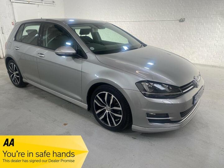 Volkswagen Golf 1.4 TSI BlueMotion Tech ACT GT Hatchback 5dr Petrol DSG Euro 6 (s/s) (140 Ps)