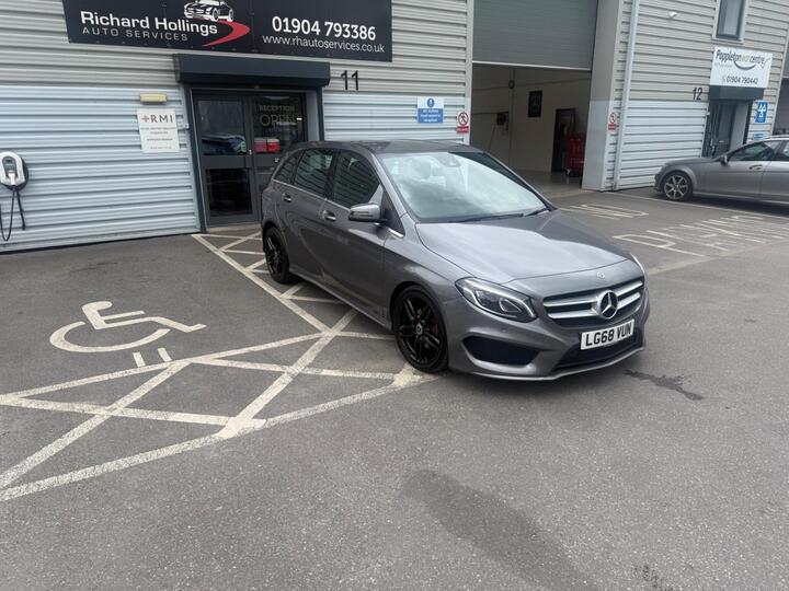 Mercedes-Benz B Class 2.1 B200d AMG Line (Premium) 7G-DCT Euro 6 (s/s) 5dr Mercedes-Benz B Class 2.1 B200d AMG Line (Premium) 7G-DCT Euro 6 (s/s) 5dr
