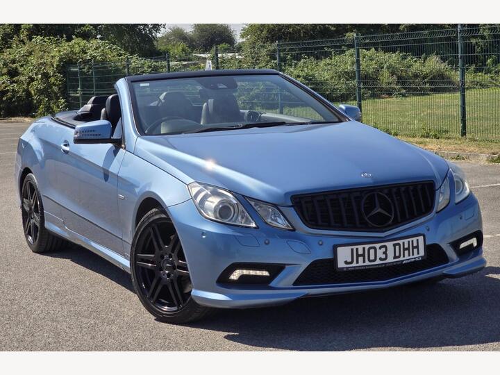 Mercedes-Benz E Class 3.0 E350 CDI V6 BlueEfficiency Sport Cabriolet G-Tronic Euro 5 2dr