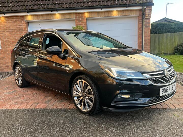 Vauxhall Astra 1.6 CDTi BlueInjection SRi Sports Tourer Euro 6 (s/s) 5dr
