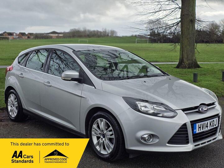 Ford Focus 1.0T EcoBoost Titanium Navigator Euro 5 (s/s) 5dr