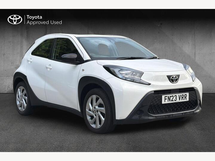 Toyota Aygo X 1.0 VVT-i Pure Euro 6 (s/s) 5dr Toyota Aygo X 1.0 VVT-i Pure Euro 6 (s/s) 5dr