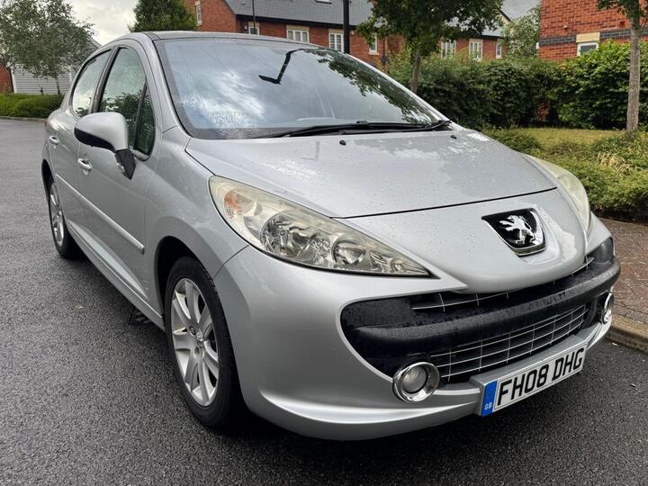 Peugeot 207 1.6 VTi SE Premium 5dr