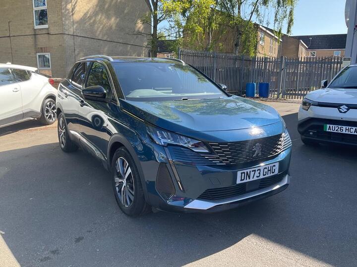 Peugeot 3008 1.2 PureTech Allure Premium + EAT Euro 6 (s/s) 5dr Peugeot 3008 1.2 PureTech Allure Premium + EAT Euro 6 (s/s) 5dr