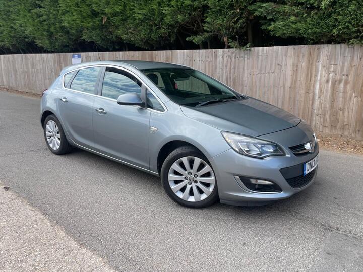 Vauxhall Astra 1.6 16v SE Euro 5 5dr