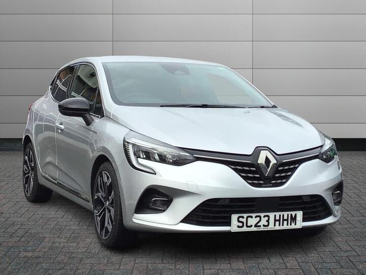 Renault Clio 1.6 E-TECH Techno Auto Euro 6 (s/s) 5dr