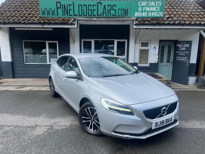 Volvo V40 2.0 T2 Momentum Nav Plus Euro 6 (s/s) 5dr