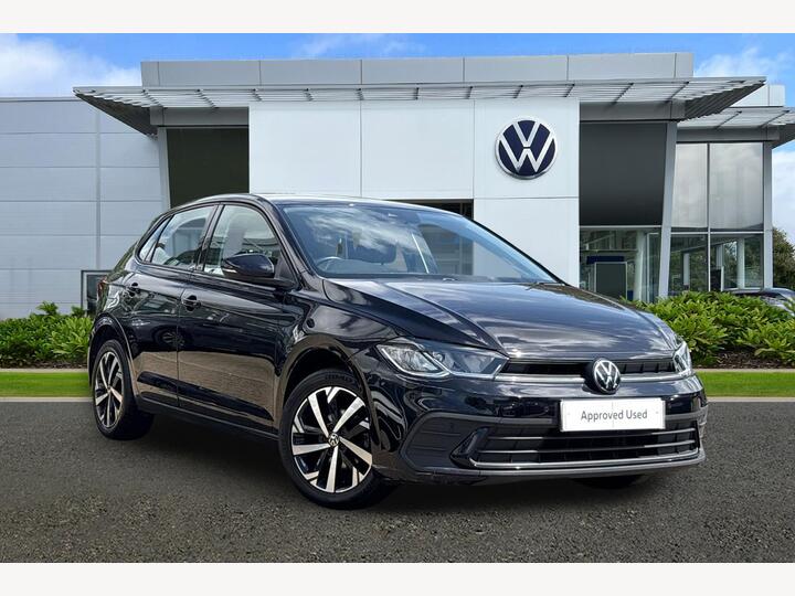Volkswagen Polo 1.0 TSI Life Euro 6 (s/s) 5dr Volkswagen Polo 1.0 TSI Life Euro 6 (s/s) 5dr