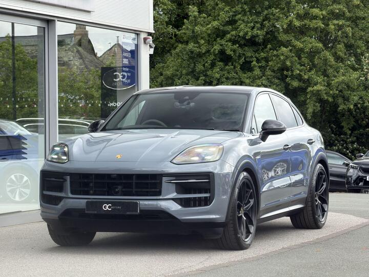 Porsche Cayenne 3.0 V6 E-Hybrid 25.9kWh TiptronicS 4WD Euro 6 (s/s) 5dr Porsche Cayenne 3.0 V6 E-Hybrid 25.9kWh TiptronicS 4WD Euro 6 (s/s) 5dr