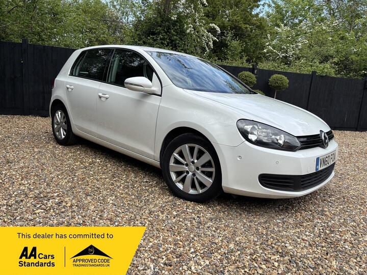 Volkswagen Golf 1.6 TDI BlueMotion Tech SE Euro 5 (s/s) 5dr