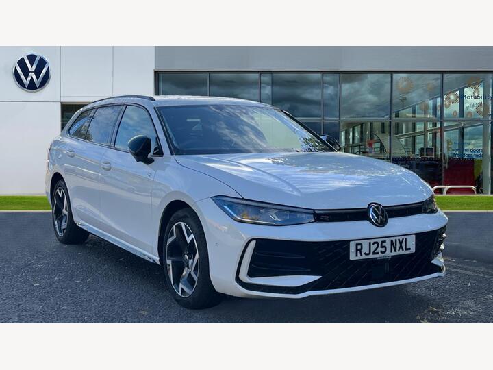 Volkswagen Passat 1.5 TSI EHybrid 19.7kWh R-Line DSG Euro 6 (s/s) 5dr