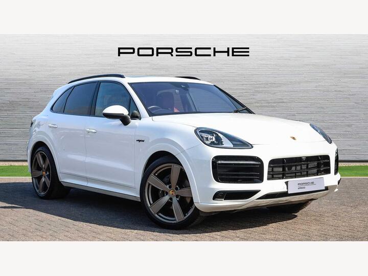 Porsche Cayenne 3.0 V6 E-Hybrid 17.9kWh Platinum Edition TiptronicS 4WD Euro 6 (s/s) 5dr (3.6kW Charger)