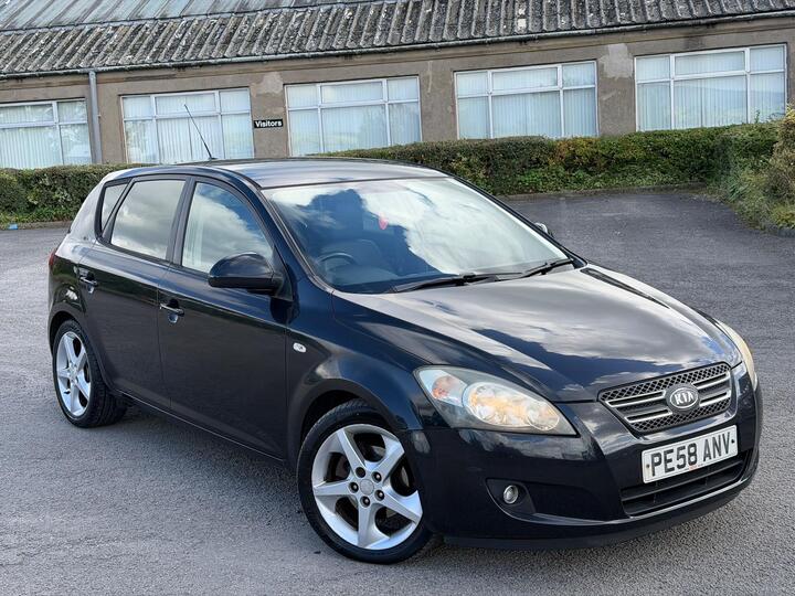 Kia Ceed 2.0 CRDi Sport 5dr