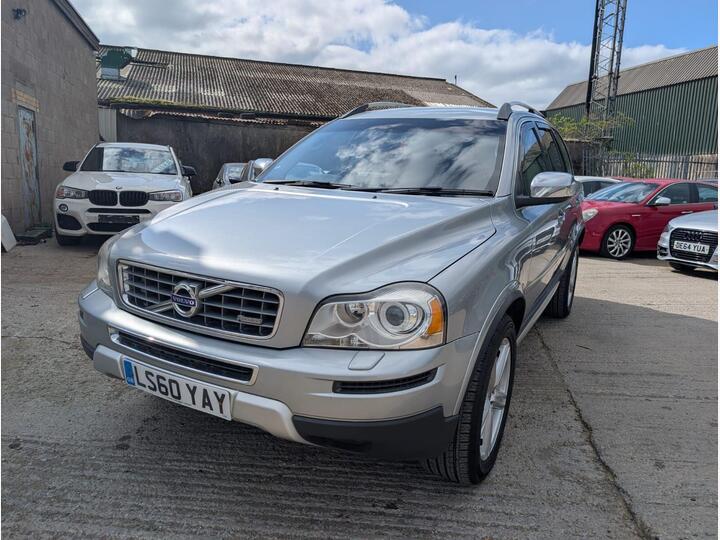 Volvo XC90 2.4 D5 R-Design SE Geartronic AWD 5dr