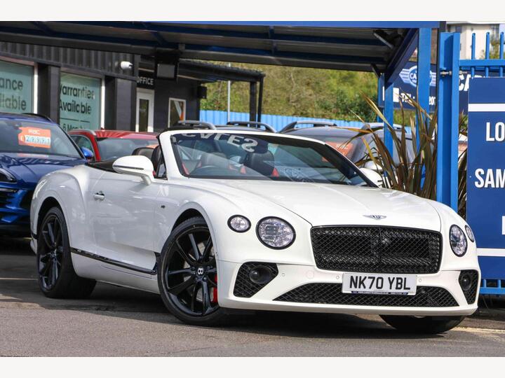 Bentley CONTINENTAL 4.0 V8 GTC Auto 4WD Euro 6 (s/s) 2dr Bentley CONTINENTAL 4.0 V8 GTC Auto 4WD Euro 6 (s/s) 2dr