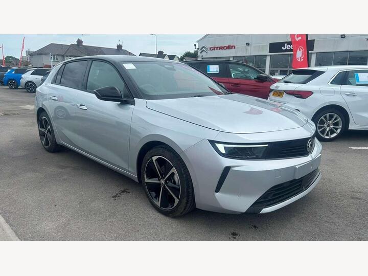 Vauxhall New Astra Griffin 1.2 130PS 6 Speed
