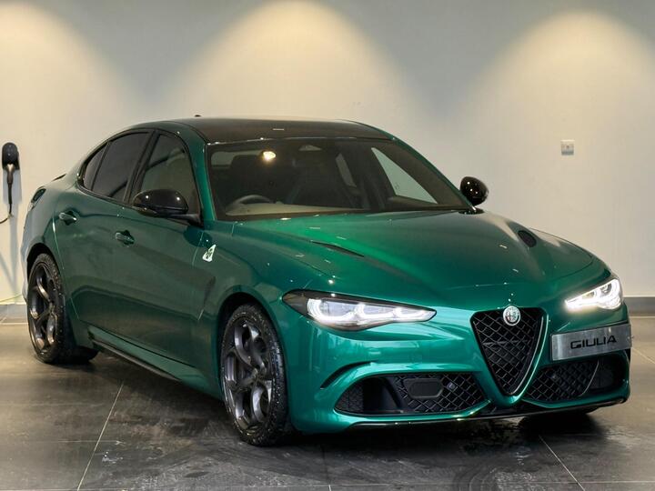 Alfa Romeo Giulia 2.9 V6 Bi-Turbo Quadrifoglio Auto Euro 6 (s/s) 4dr