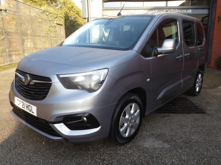 Vauxhall Combo Life 1.5 Turbo D SE Euro 6 (s/s) 5dr Vauxhall Combo Life 1.5 Turbo D SE Euro 6 (s/s) 5dr