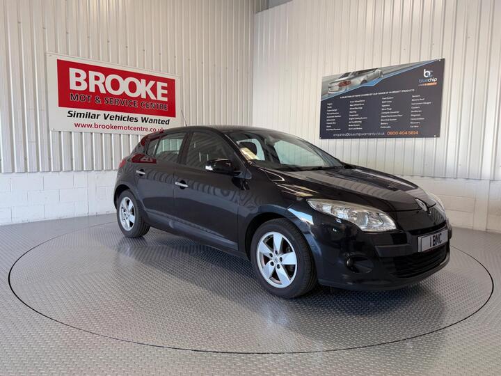Renault Megane 1.6 16V Dynamique Euro 5 5dr