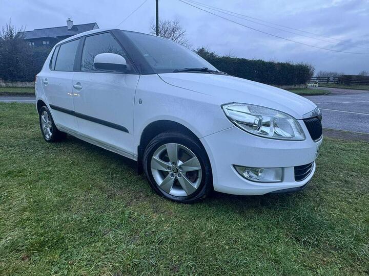 Skoda Fabia 1.2 TSI SE DSG Euro 5 5dr Skoda Fabia 1.2 TSI SE DSG Euro 5 5dr