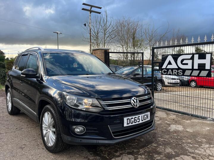 Volkswagen Tiguan 2.0 TDI BlueMotion Tech Match Edition 2WD Euro 6 (s/s) 5dr Volkswagen Tiguan 2.0 TDI BlueMotion Tech Match Edition 2WD Euro 6 (s/s) 5dr