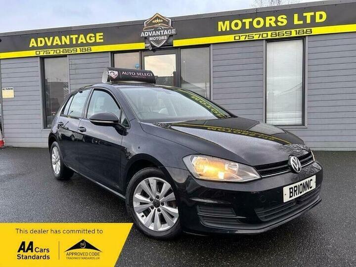 Volkswagen Golf 1.6 TDI BlueMotion Tech SE Euro 5 (s/s) 5dr Volkswagen Golf 1.6 TDI BlueMotion Tech SE Euro 5 (s/s) 5dr