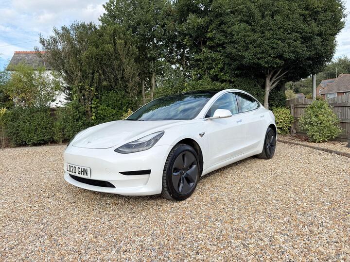 Tesla Model 3 Standard Range Plus Auto RWD 4dr