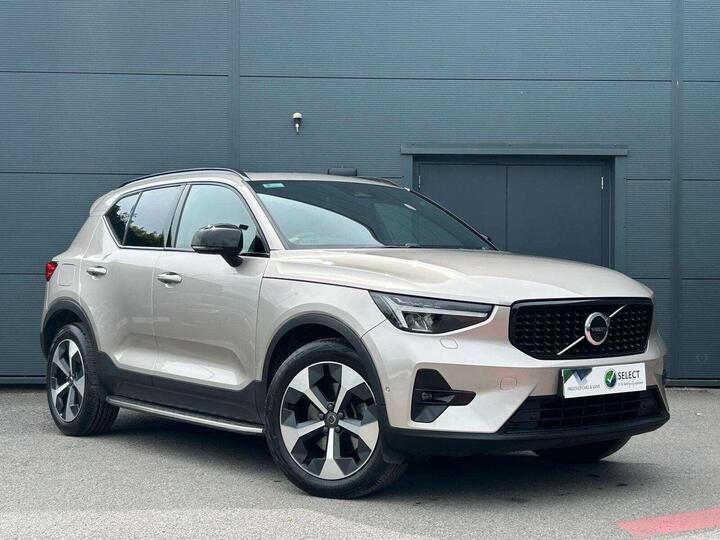 Volvo XC40 2.0 B4 MHEV Ultimate DCT Auto Euro 6 (s/s) 5dr