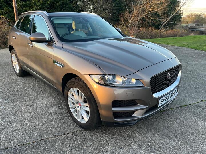 Jaguar F-PACE 2.0 D180 Portfolio Auto AWD Euro 6 (s/s) 5dr