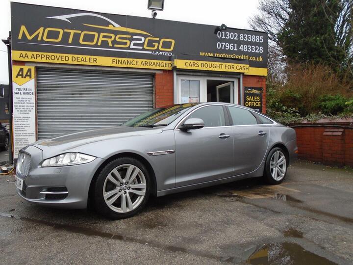 Jaguar XJ 3.0d V6 Premium Luxury Auto Euro 5 (s/s) 4dr