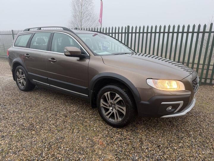 Volvo XC70 2.4 D4 SE Nav AWD Euro 5 (s/s) 5dr