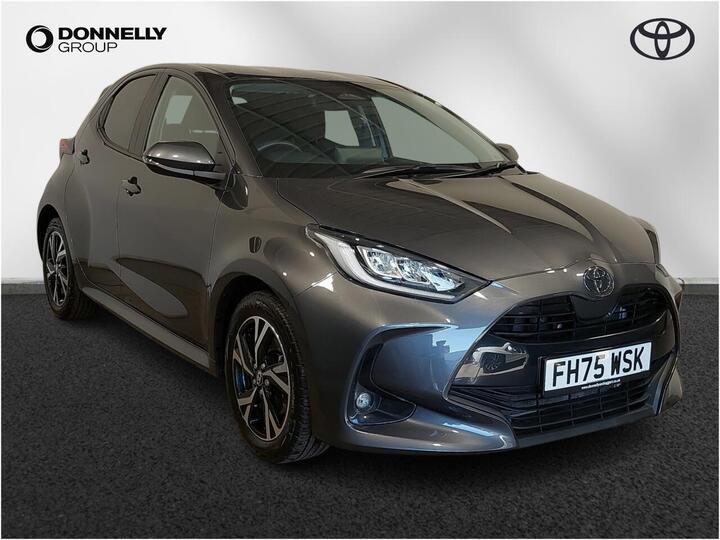 Toyota Yaris 1.5 VVT-h Design E-CVT Euro 6 (s/s) 5dr