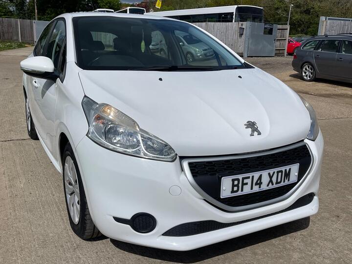 Peugeot 208 1.2 VTi Access+ Euro 5 5dr