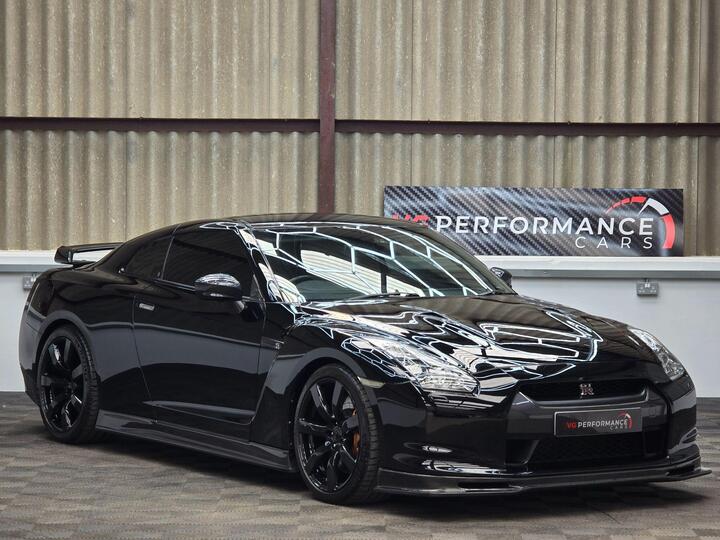 Nissan GT-R 3.8 V6 Black Edition Auto 4WD Euro 4 2dr