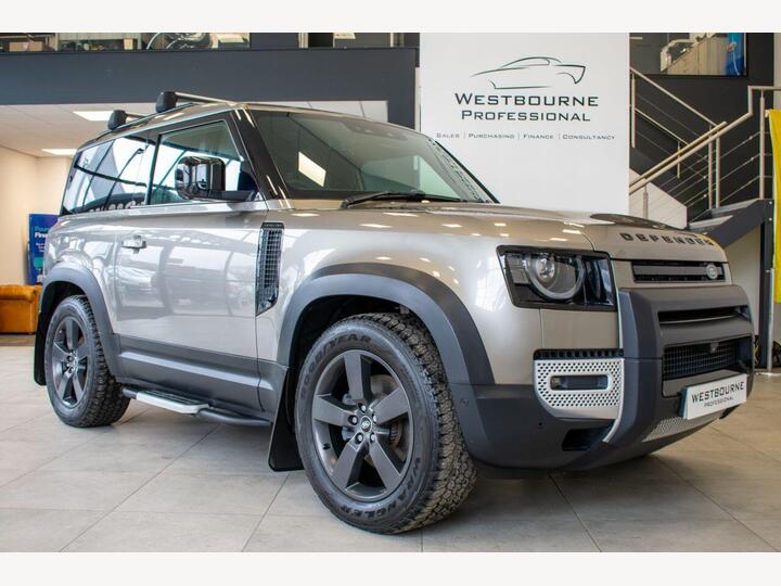 Land Rover DEFENDER 3.0 D250 MHEV HSE Auto 4WD Euro 6 (s/s) 3dr Land Rover DEFENDER 3.0 D250 MHEV HSE Auto 4WD Euro 6 (s/s) 3dr
