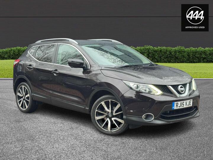 Nissan QASHQAI 1.6 DIG-T Tekna 2WD Euro 6 (s/s) 5dr Nissan QASHQAI 1.6 DIG-T Tekna 2WD Euro 6 (s/s) 5dr