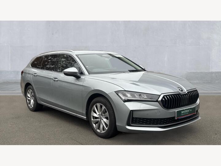 Skoda Superb 2.0 TDI SE Technology DSG Euro 6 (s/s) 5dr Skoda Superb 2.0 TDI SE Technology DSG Euro 6 (s/s) 5dr