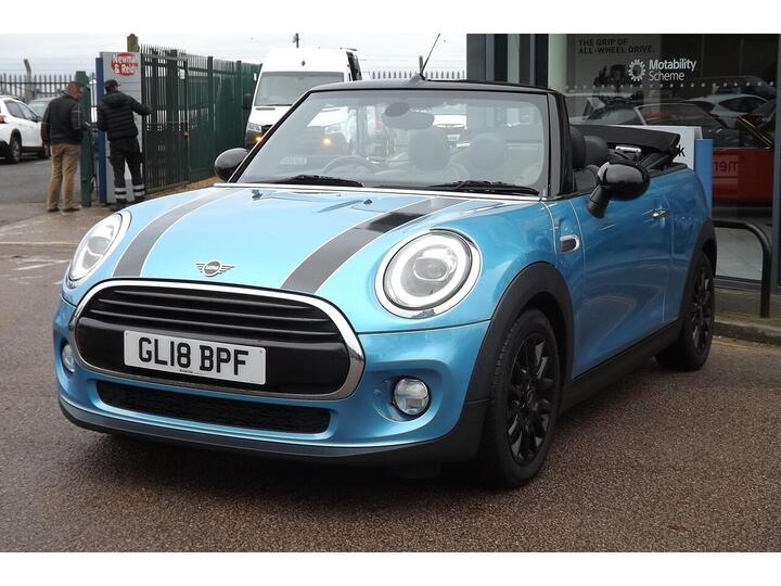 MINI Convertible 1.5 Cooper Euro 6 (s/s) 2dr