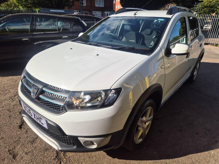 Dacia Sandero Stepway 0.9 TCe Laureate Euro 6 (s/s) 5dr