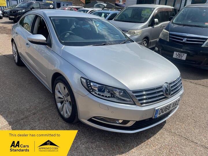 Volkswagen CC 1.8 TSI BlueMotion Tech Moda DSG Euro 5 (s/s) 4dr