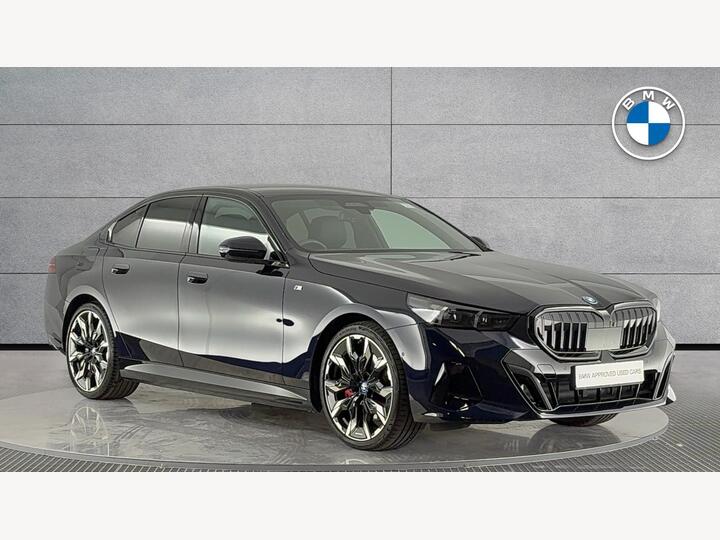 BMW 5 Series 3.0 550e 22.1kWh M Sport Pro Steptronic XDrive Euro 6 (s/s) 4dr