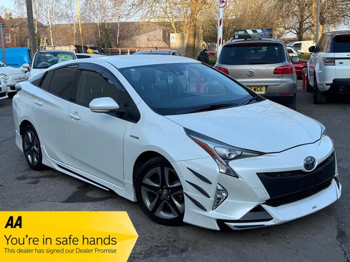 Toyota Prius 1.8 VVT-h Business Edition Plus CVT Euro 6 (s/s) 5dr