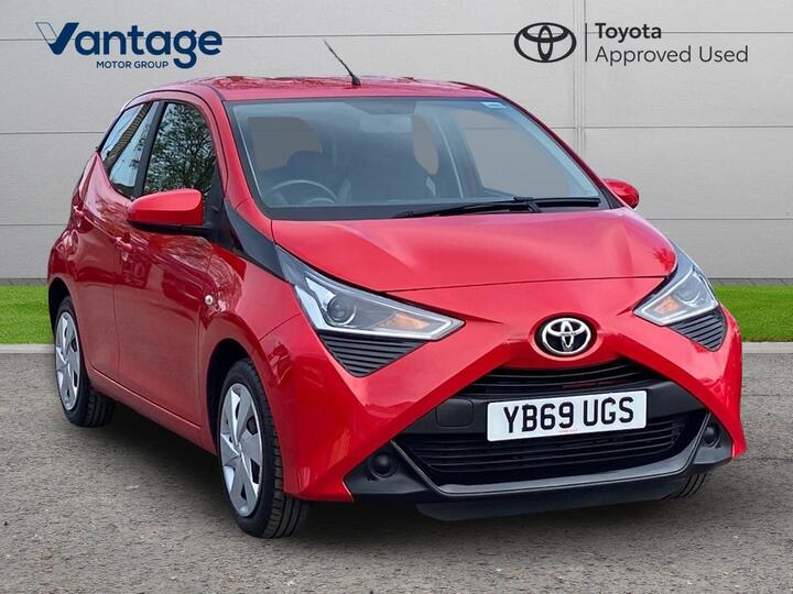Toyota AYGO 1.0 VVT-i X-play Euro 6 5dr