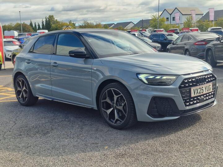 Audi A1 1.0 TFSI 30 Black Edition Sportback S Tronic Euro 6 (s/s) 5dr