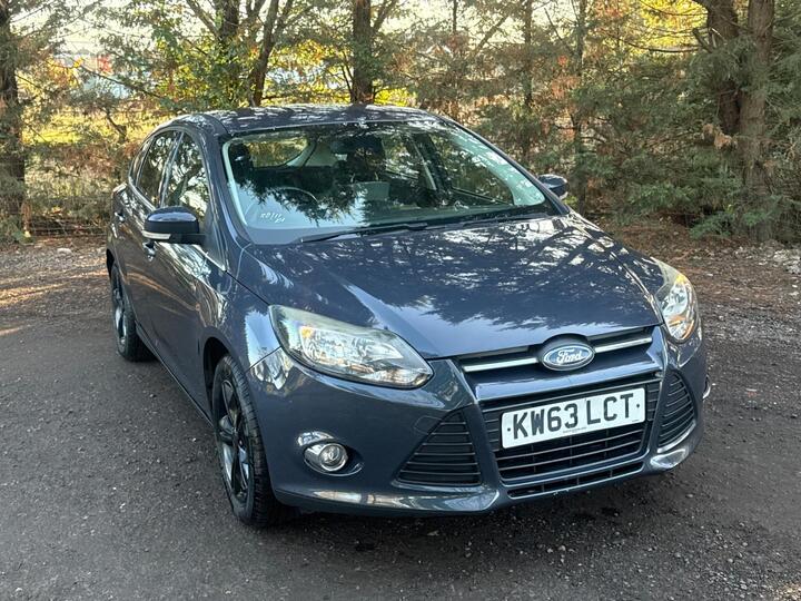 Ford Focus 1.0T EcoBoost Zetec Euro 5 (s/s) 5dr