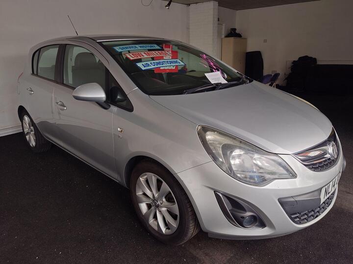 Vauxhall Corsa 1.4 16V Excite Euro 5 5dr (A/C)
