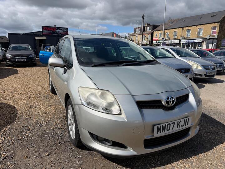 Toyota Auris 1.6 VVT-i TR 5dr