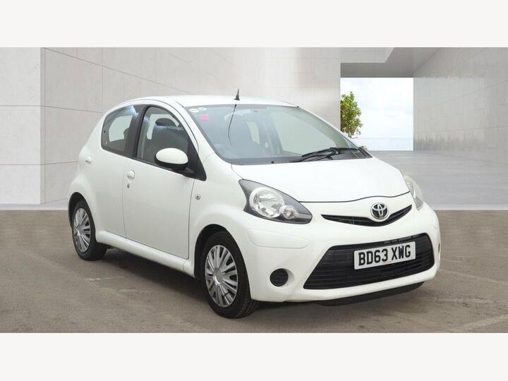 Toyota AYGO 1.0 VVT-i Move MultiMode Euro 5 5dr Toyota AYGO 1.0 VVT-i Move MultiMode Euro 5 5dr