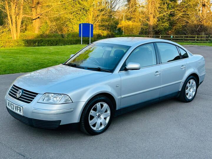 Volkswagen Passat 1.9 TDI PD Sport 4dr